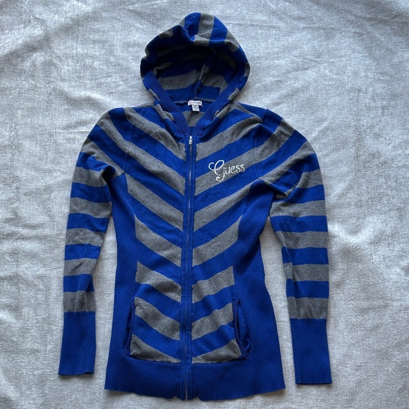Guess Tops - Guess Women's Blue and Gray Chevron Jacket Y2K